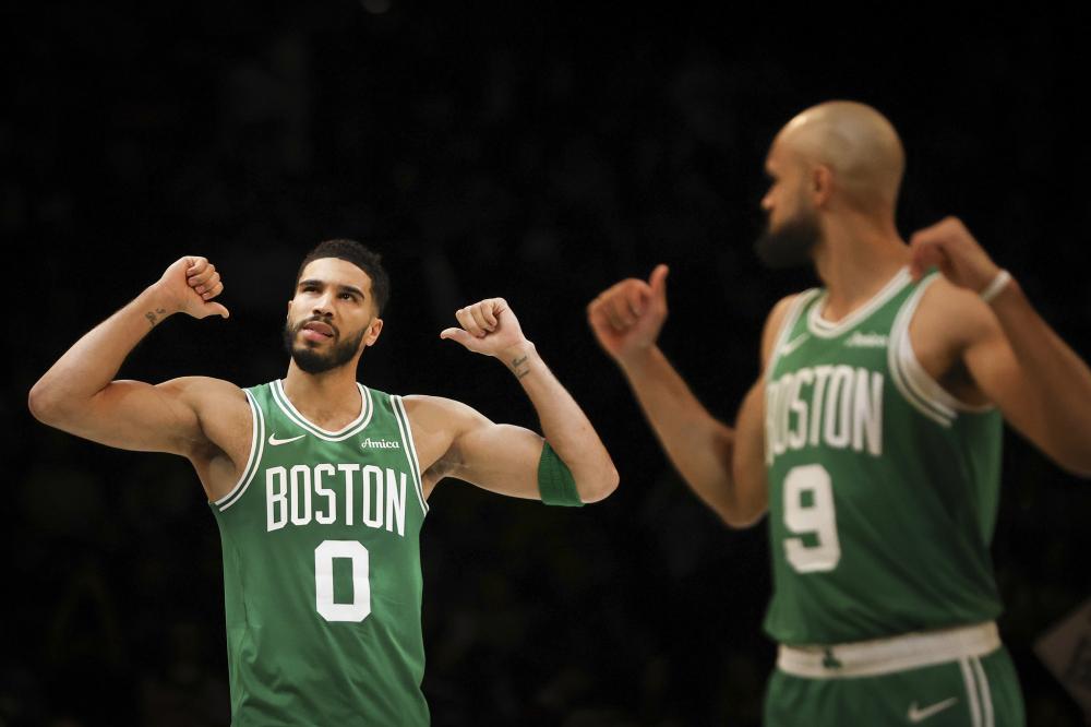 埃泽在个人 埃泽在个人