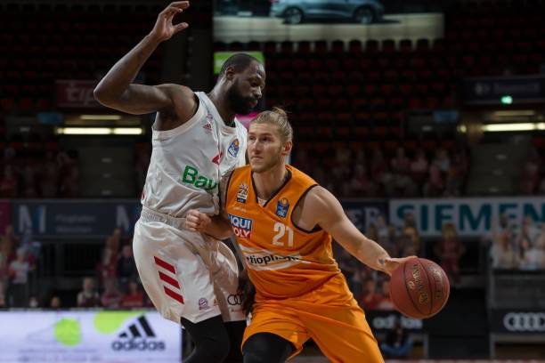 的战略调整 的战略调整